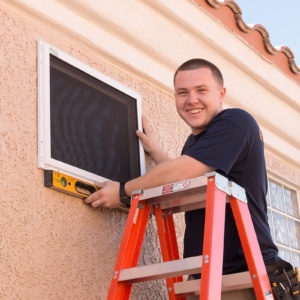 Smiling Guarda Security Screen Installer